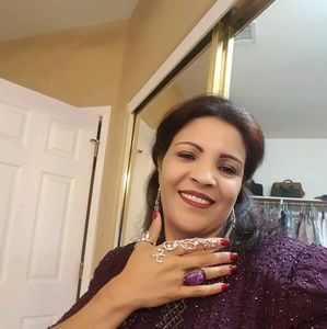 Meet your Posher, Lulah